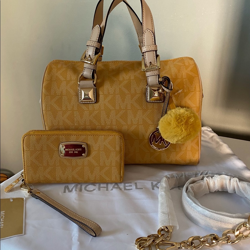 Michael Kors Grayson satchel with matching wallet